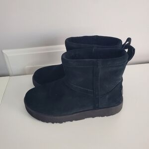 Ugg Classic Mini Suede Waterproof Boots Black Size 6.5